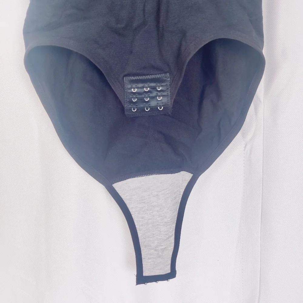 HeyShape Snatched Shapewear Sculpting Bodysuit Sz M Black Hey Shape Straps Snaps